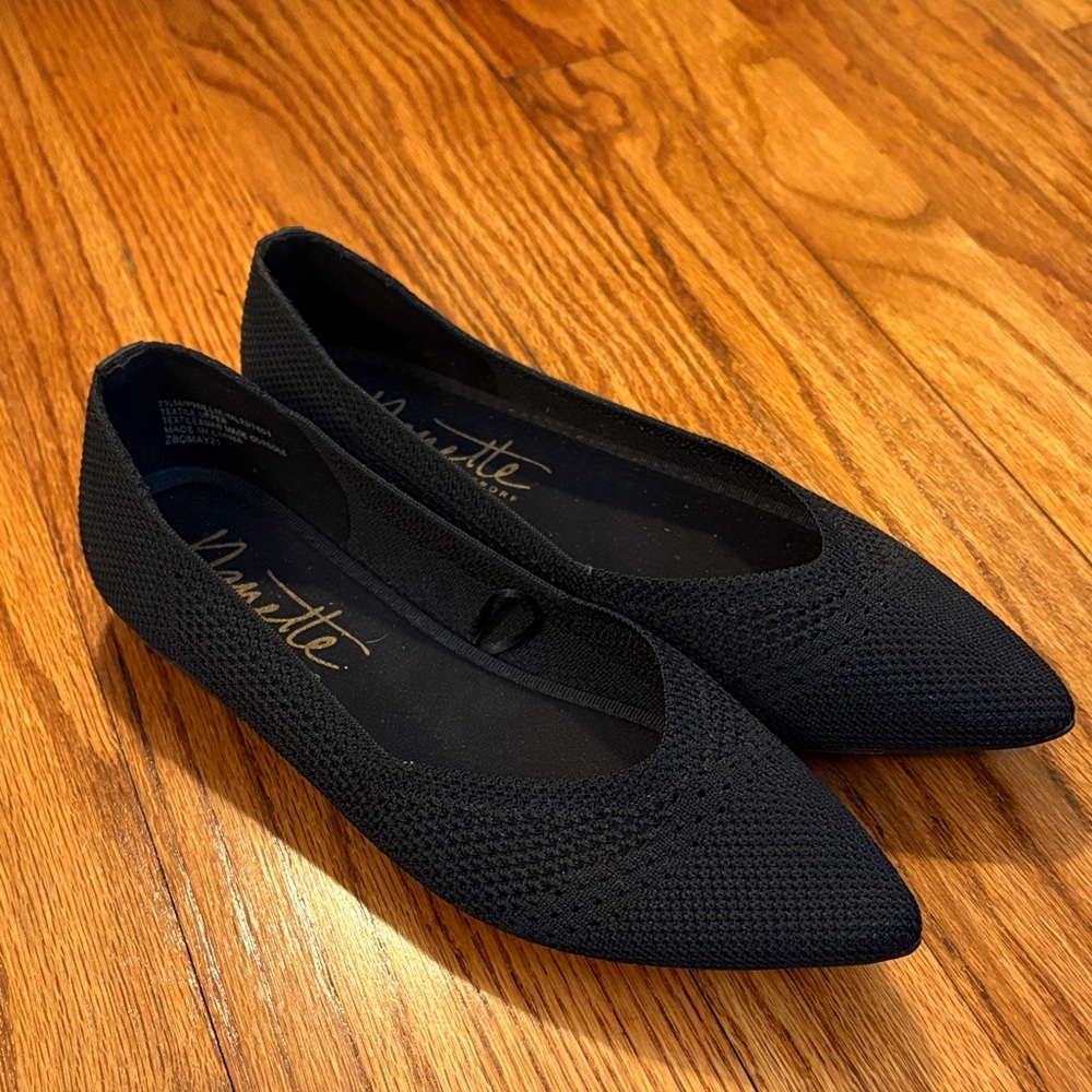 Black Women's Woven Flats